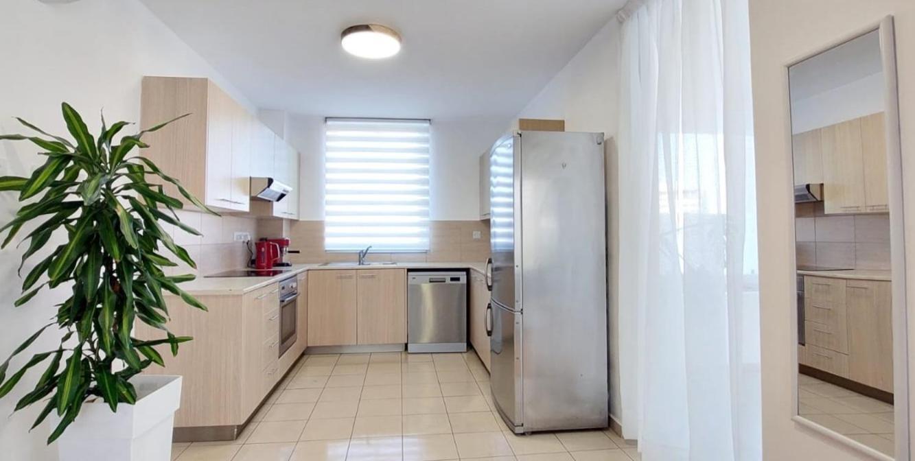 City Flats 2 Bedroom Apartment Lárnaka Eksteriør bilde