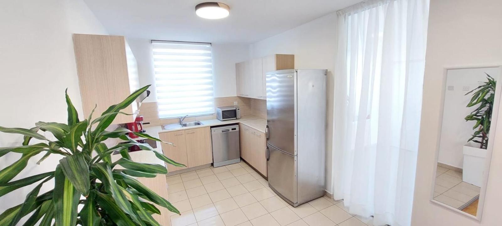 City Flats 2 Bedroom Apartment Lárnaka Eksteriør bilde